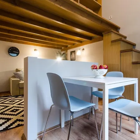 Sesame Light Apartment
