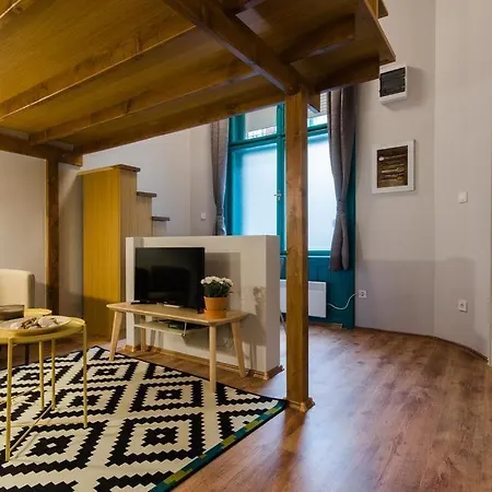 Sesame Light Apartment